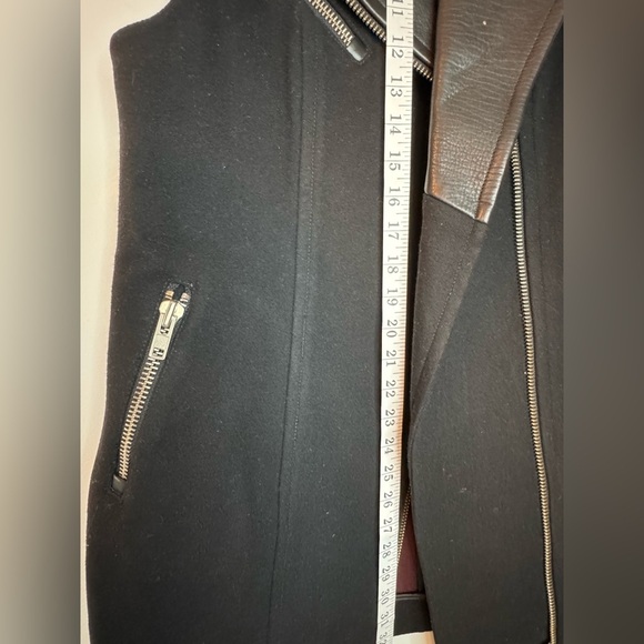 Mackage Sleeveless Jacket w/ Leather Collar | Black | Size XS - Picture 6 of 17